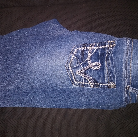 Jeans - Picture 1 of 2